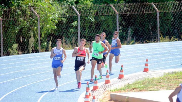 Atletismo de Timbó se destaca em Campeonato Estadual