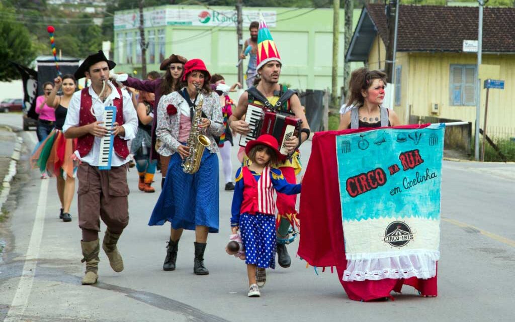 Cia Circo-íris traz ao Vale do Rio Tijucas a 3ª edição do Circo na Rua