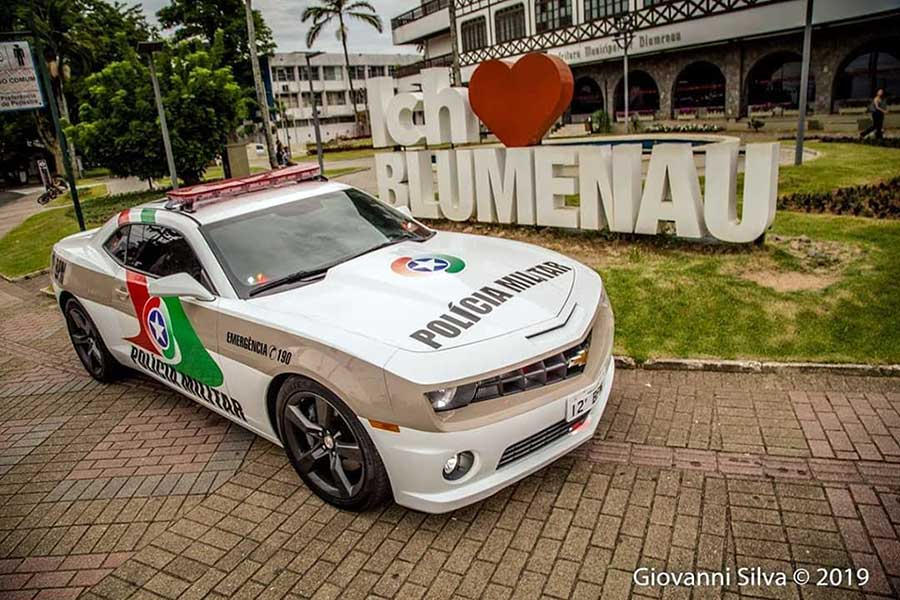 10º Batalhão de Polícia Militar celebra aniversário de 33 anos com exposição no Neumarkt Shopping