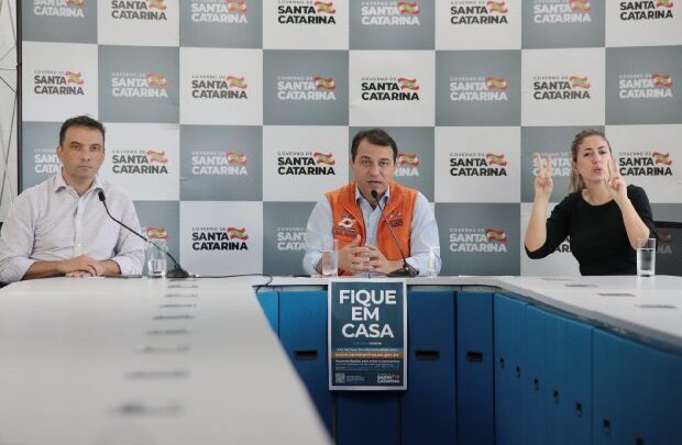 Coronavírus em SC: Governador ressalta que retomada gradual da atividade depende da preparação do sistema de saúde