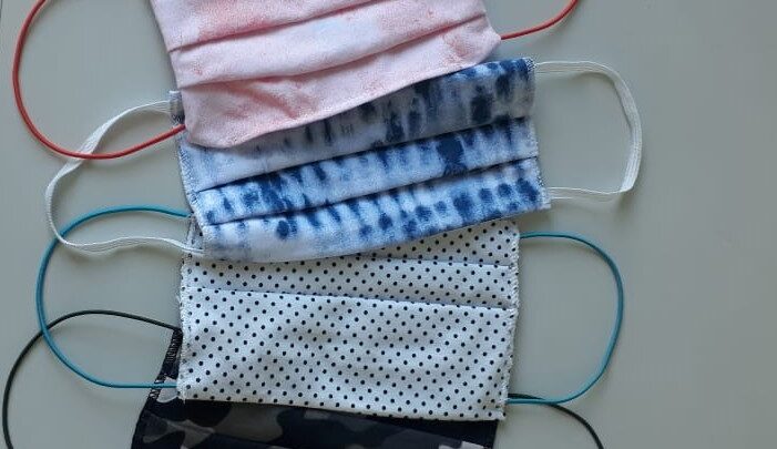 Marca de Blumenau (SC) produz máscaras e destina parte da renda para a Casa de Apoio