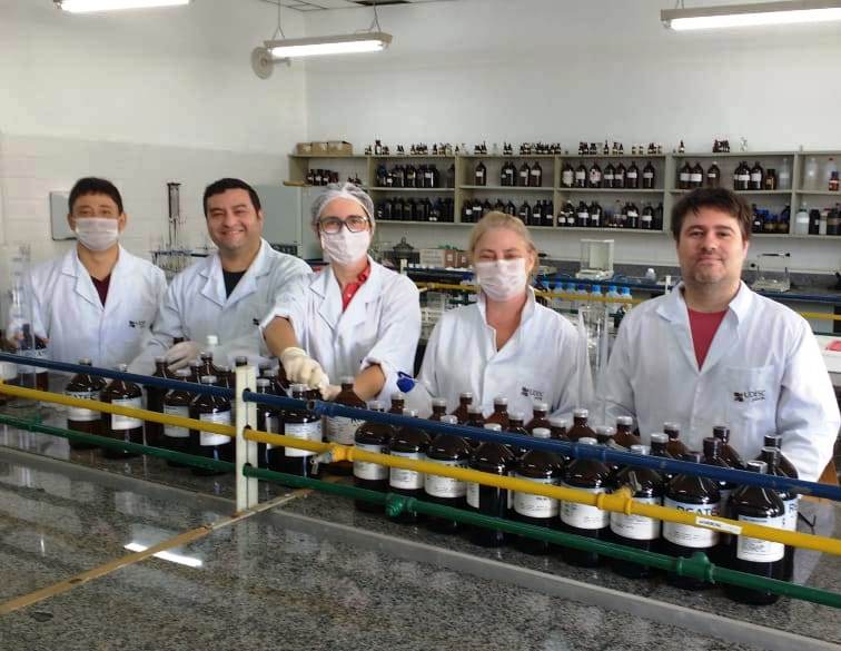 Udesc Joinville produz álcool 70% para maternidade e hospital infantil do município