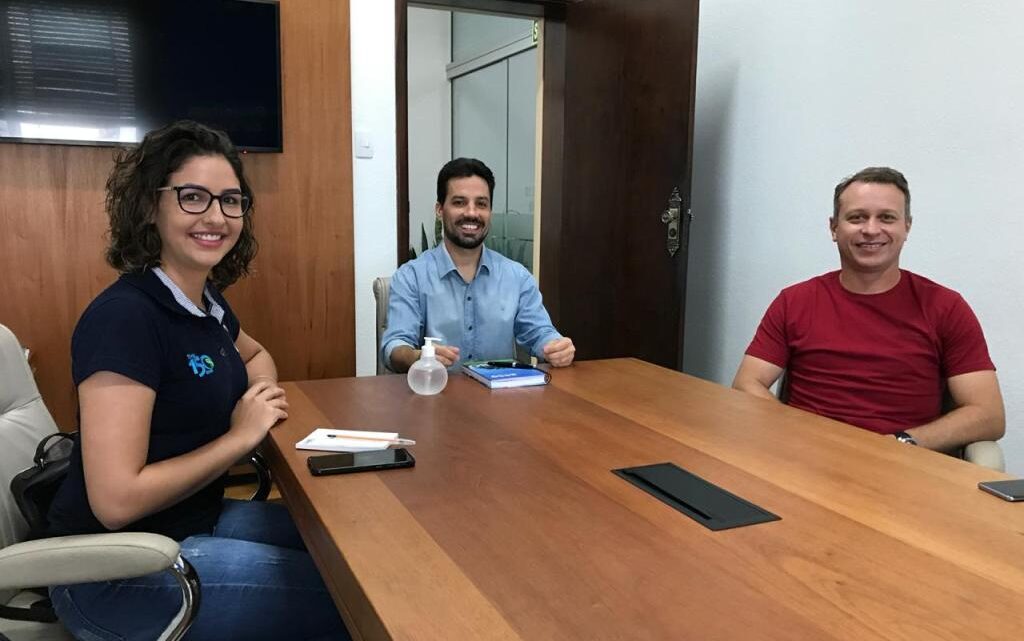 Prefeito Jorge Krüger anuncia mudanças no Secretariado