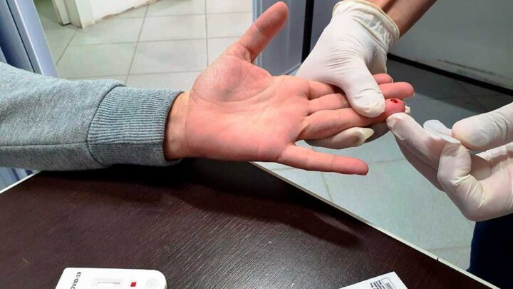 Primeiros testes rápidos começam a ser aplicados em Indaial