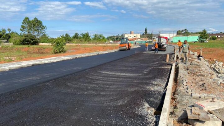 Prefeitura de Timbó retoma obras de pavimentação
