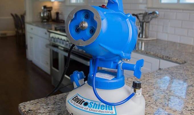 Dobra demanda por serviços de higienização comercial devido ao coronavírus em Santa Catarina