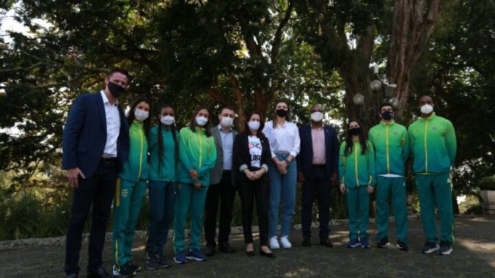 Governador recebe atletas olímpicos e cria grupo de trabalho para definir Programa Bolsa-Atleta