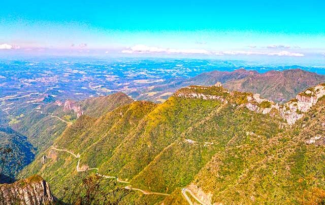 Carlos Moisés autoriza licitação para iluminação da Serra do Rio do Rastro