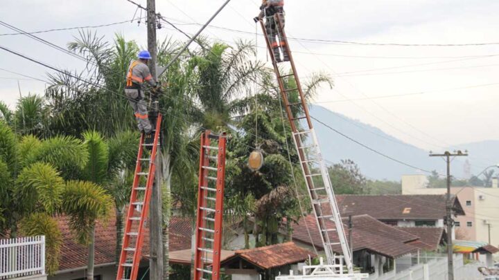 LED – Timbó tem 100% de iluminação pública modernizada