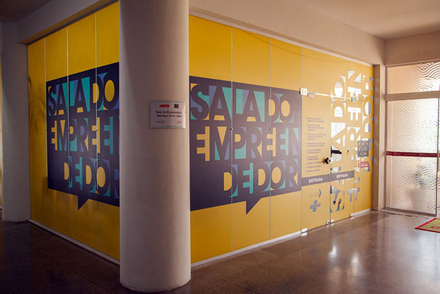 Indaial – Setor de Turismo em parceria com a Sala do Empreendedor promove ação sobre linhas de crédito para empresários Indaial – Setor de Turismo em parceria com a Sala do Empreendedor promove ação sobre linhas de crédito para empresários