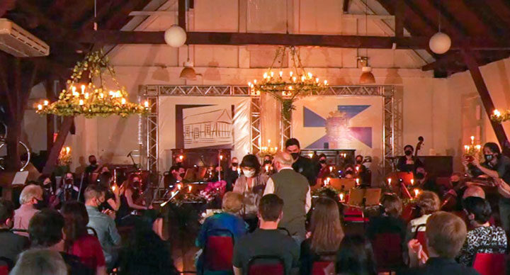 Timbó – Noite dos Candelabros é sucesso e reúne público no Museu da Música