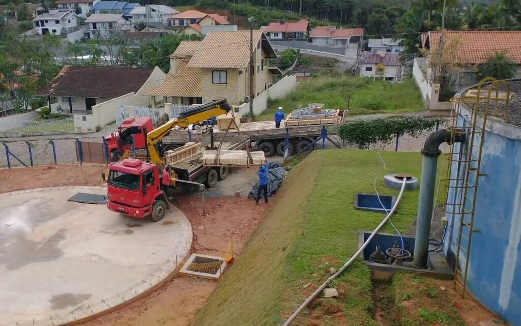 Samae Timbó – Novo reservatório da ETA começa a ganhar forma