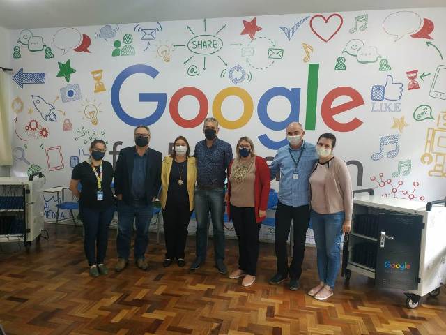 SEMED – Município de Brusque vem a Timbó conhecer projeto Google for Education