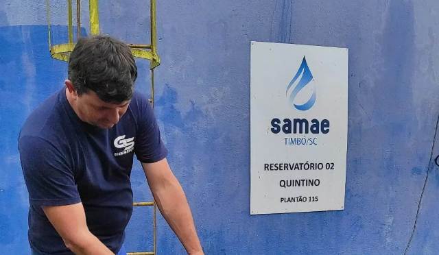 Reservatórios do SAMAE Timbó passam por serviço de limpeza e desinfecção Reservatórios do SAMAE Timbó passam por serviço de limpeza e desinfecção