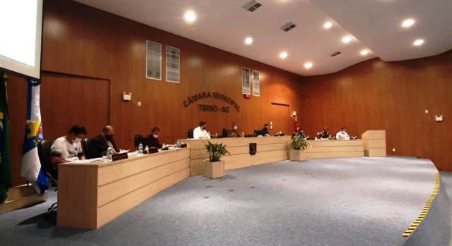5º Sessão extraordinária é realizada na Câmara de Timbó