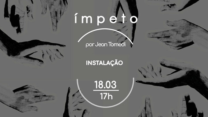 Artista blumenauense Jean Tomedi expõe obra de 2 metros de altura na Secretaria Municipal de Cultura e Relações Institucionais de Blumenau