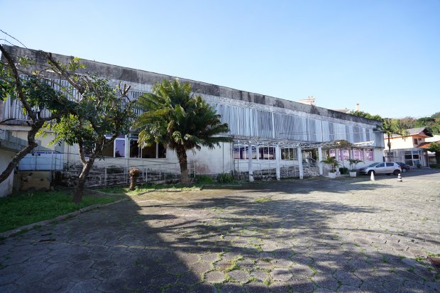 Secretaria de Administração realiza novo leilão de terrenos, salas comerciais e apartamentos desocupados