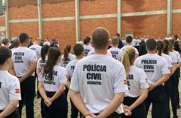 Polícia Civil começa curso de Formação Inicial para 160 novos agentes e escrivães em SC