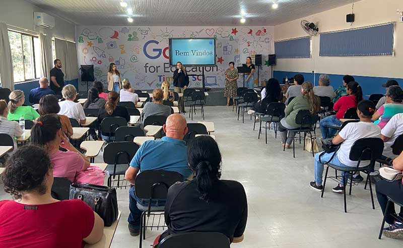 Secretaria de Educação de Timbó promove Encontro Municipal de Alimentação Escolar