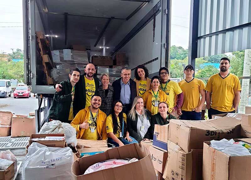 Em 15 dias, Rede Cooper arrecada quatro toneladas de alimentos para famílias em vulnerabilidade social Em 15 dias, Rede Cooper arrecada quatro toneladas de alimentos para famílias em vulnerabilidade social