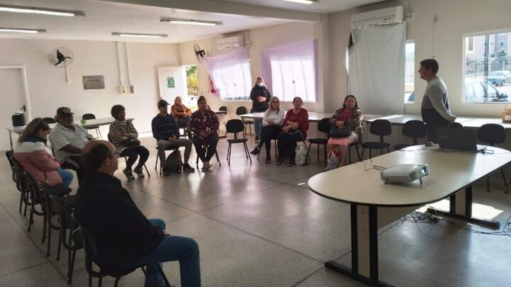 Secretaria de Desenvolvimento Social promove primeira reunião do Programa Auxílio Brasil para usuários do Cras Tapajós