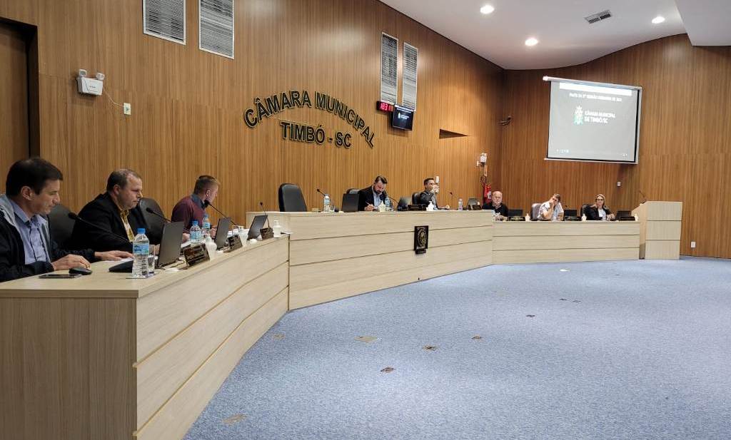 Câmara de Timbó realiza 27ª Sessão Ordinária