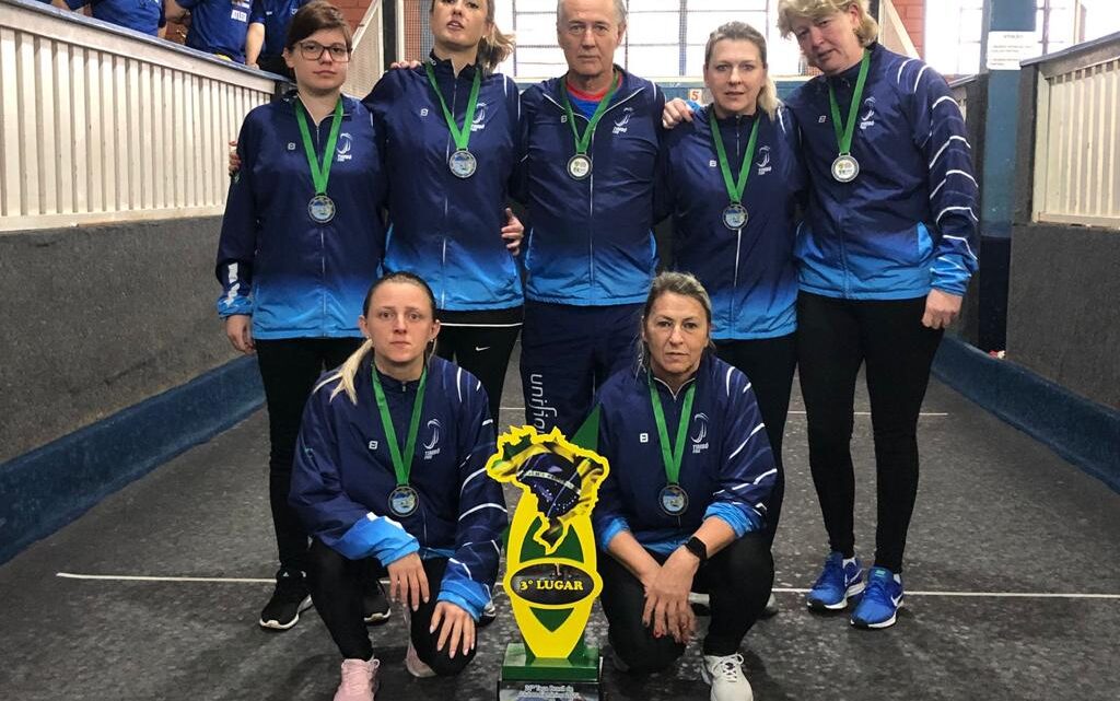 Equipe de bocha feminina de Timbó conquista terceiro lugar na Taça Brasil Equipe de bocha feminina de Timbó conquista terceiro lugar na Taça Brasil