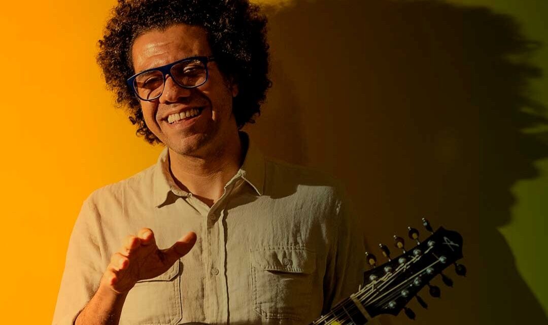 Hamilton de Holanda e Curumin são destaques na programação do Alma Festival, que acontece neste mês, na capital