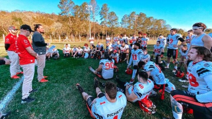 T-Rex conquista terceira vitória seguida no Nacional de Futebol Americano
