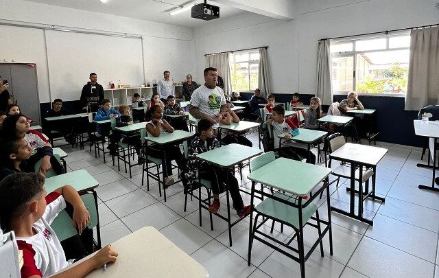 Programa Observador Social Mirim de Educação Fiscal e Cidadania inicia em Timbó