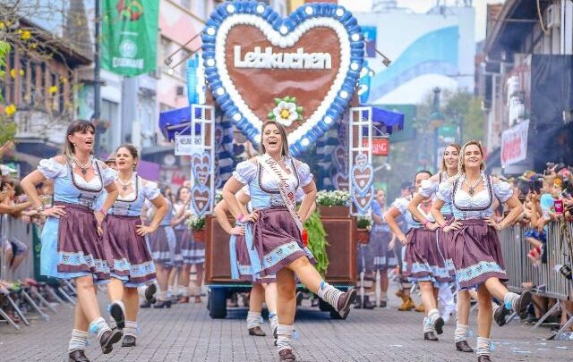 Blumenau – Neumarkt celebra aniversário de 29 anos em ritmo de Oktoberfest