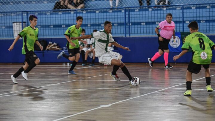 Circuito de Futsal leva emoção aos atletas do Vale Europeu