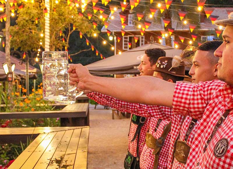 Clima de Oktoberfest já começou em Blumenau (SC): bar que celebra cultura alemã tem programação inédita em outubro Clima de Oktoberfest já começou em Blumenau (SC): bar que celebra cultura alemã tem programação inédita em outubro