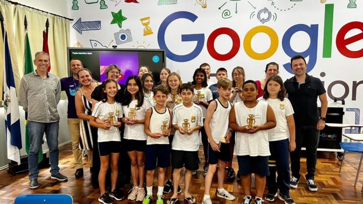 Projeto Maker forma estudantes da Rede Municipal de Timbó