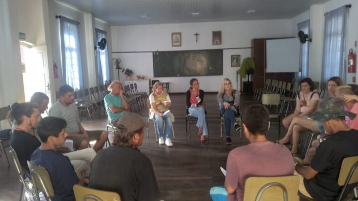 Indaial – Desenvolvimento Social em parceria com a Casa da Acolhida realizou novo encontro com o Grupo Participação Cidadã