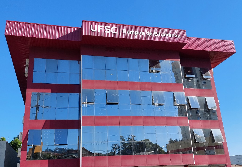 Cursos gratuitos oferecidos pela UFSC e Prefeitura de