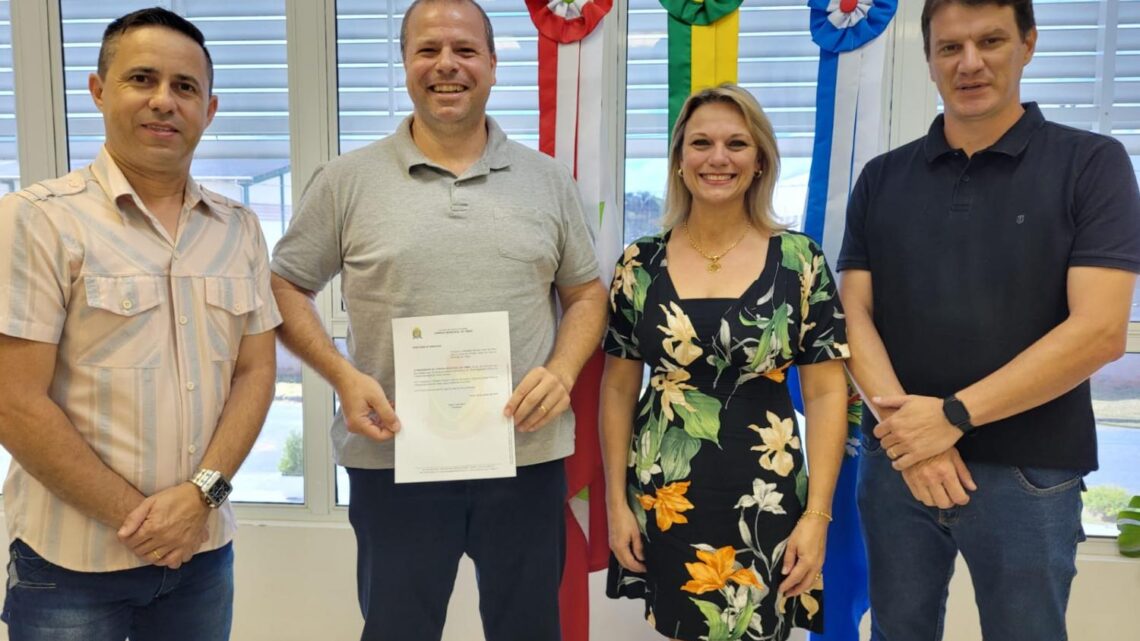 É designado novo Ouvidor da Câmara Municipal de Timbó É designado novo Ouvidor da Câmara Municipal de Timbó