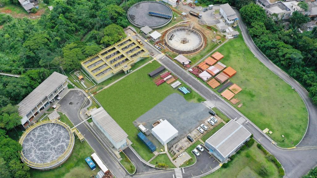 Chegada a novas regiões amplia número de blumenauenses com acesso à coleta e tratamento de esgoto Chegada a novas regiões amplia número de blumenauenses com acesso à coleta e tratamento de esgoto