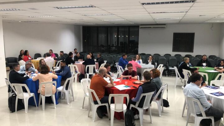 Encontro de negócios reúne empresários de diversos setores em Blumenau