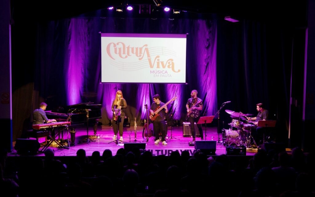 Teatro Carlos Gomes abre edital para seleção de músicos catarinenses
