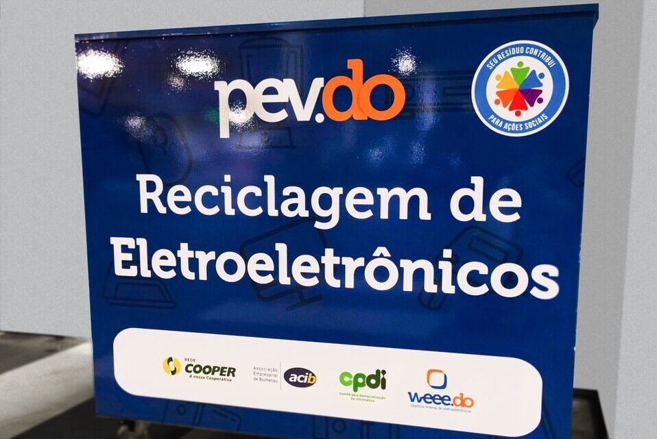 Rede Cooper recebe ponto fixo de coleta do Acib Recicla em Blumenau Rede Cooper recebe ponto fixo de coleta do Acib Recicla em Blumenau