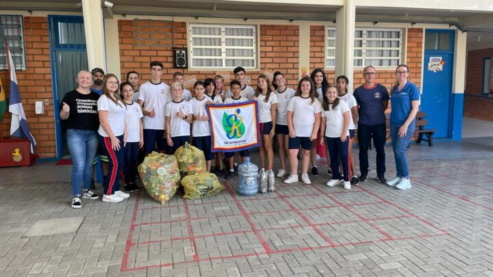 Segunda Ecogincana de Timbó arrecada mais de 743 quilos de tampinhas de garrafas PET