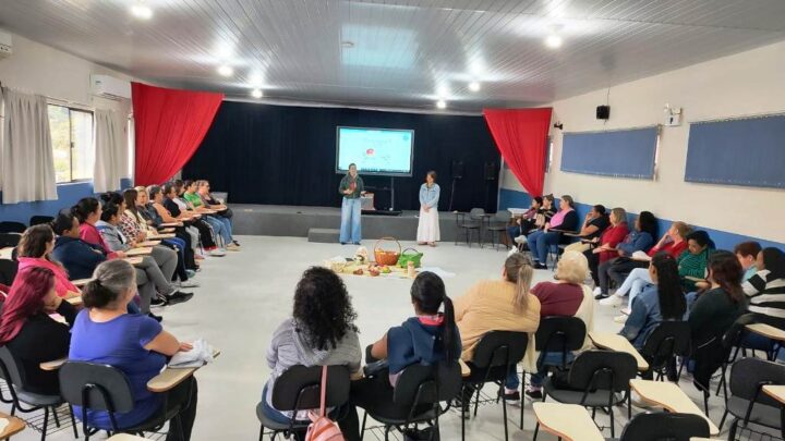 Secretaria de Educação de Timbó(SEMED) promove Encontro Municipal de Alimentação Escolar