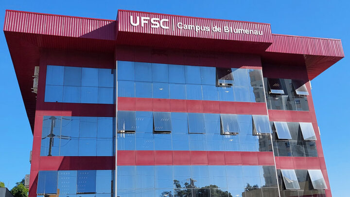 Aberta consulta pública externa sobre a oferta de novos cursos na UFSC Blumenau