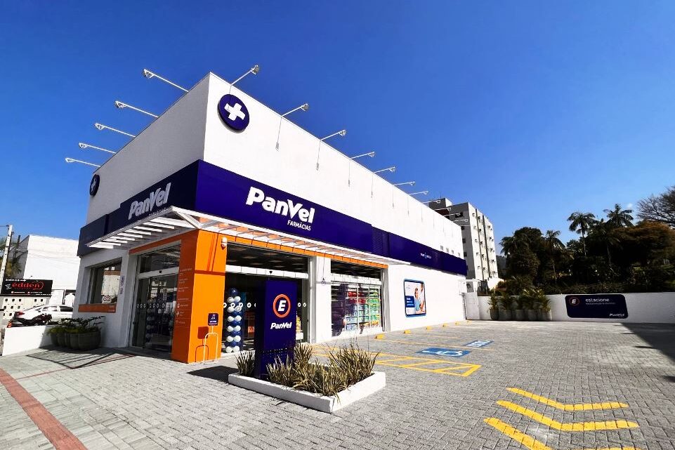 Timbó recebe primeira filial da Panvel Timbó recebe primeira filial da Panvel
