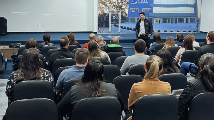 Salto Aceleradora dá início a capacitação para microempreendedores em Timbó