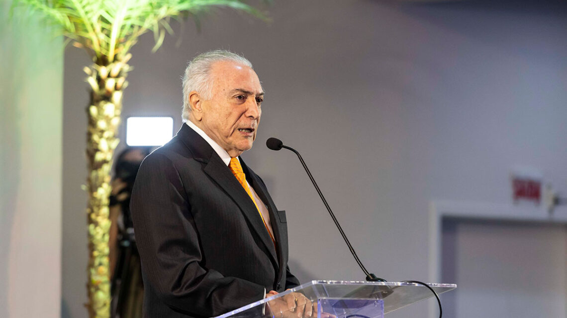 Michel Temer fala em pacificação do país durante o Almoço de Ideias ADVB/SC Michel Temer fala em pacificação do país durante o Almoço de Ideias ADVB/SC
