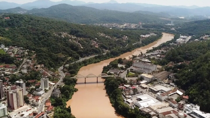 Semana da Água – Sistema de esgoto melhora em mais de 80% a qualidade da água em Blumenau
