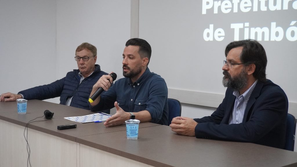 Prefeitura de Timbó assina termo de cooperação para elaboração de projeto para Concessão do Saneamento Básico do Município Prefeitura de Timbó assina termo de cooperação para elaboração de projeto para Concessão do Saneamento Básico do Município