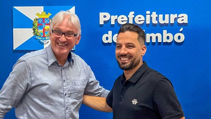 Prefeito de Timbó Jorge Krüger transmite cargo para seu vice por 14 dias